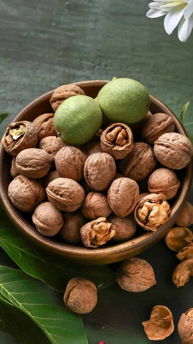 تصویر 2 از خرید و قیمت گردو تازه با پوست سبز با کیفیت ممتاز + قیمت عالی